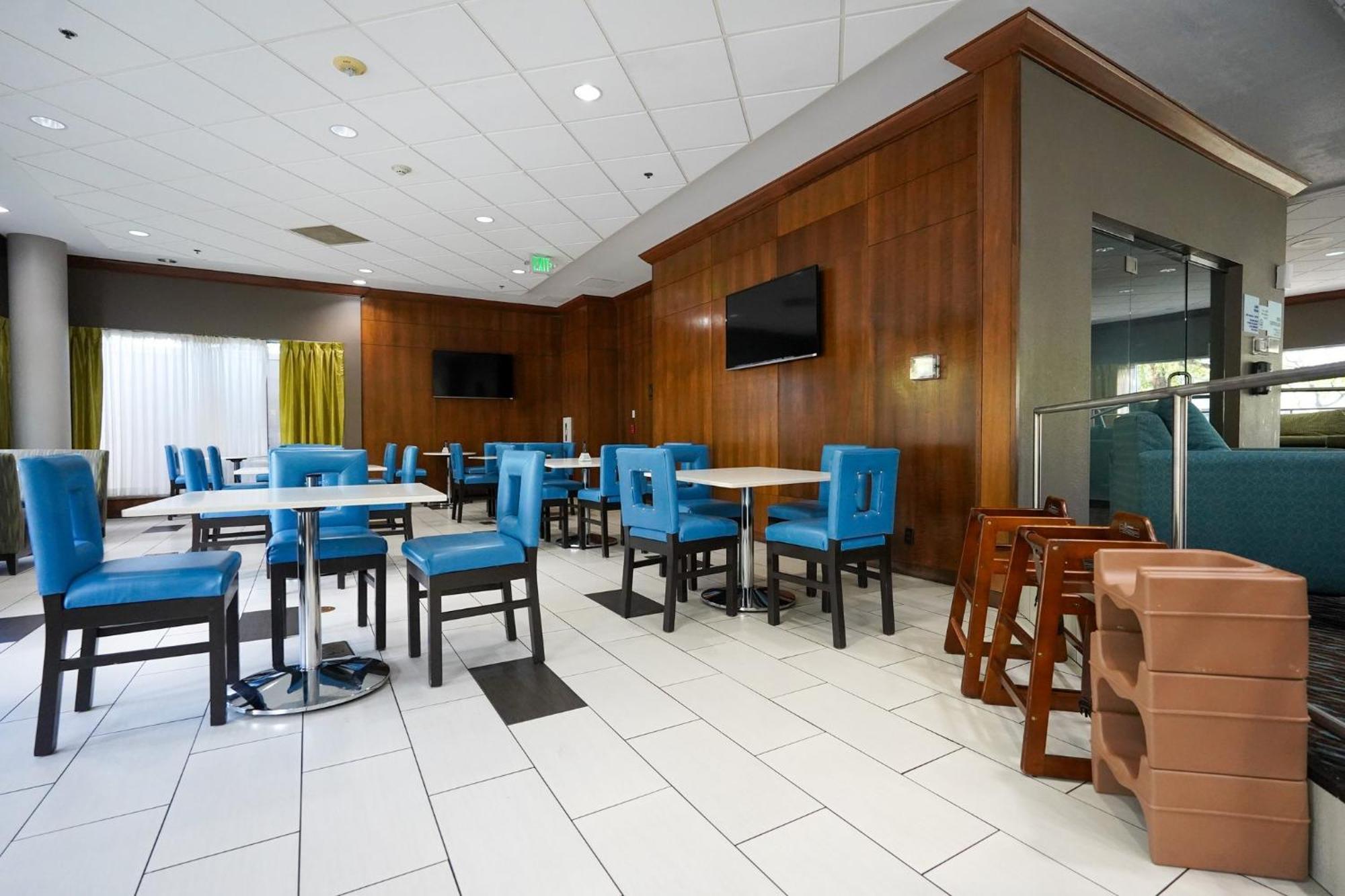 Holiday Inn Express Boise Downtown By Ihg Exterior photo